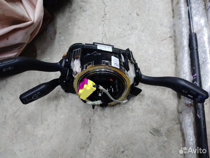 Блок подрулевых переключателей Audi A4