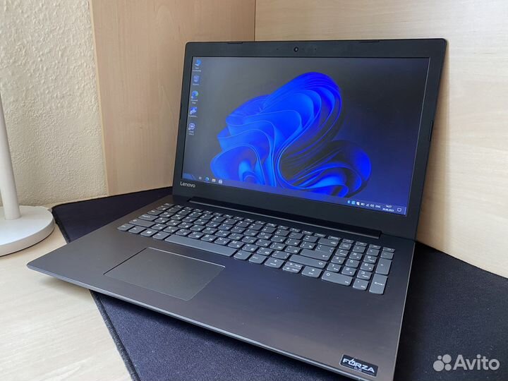 Шикарный Ноутбук Lenovo i5-7200/8gb/SSD