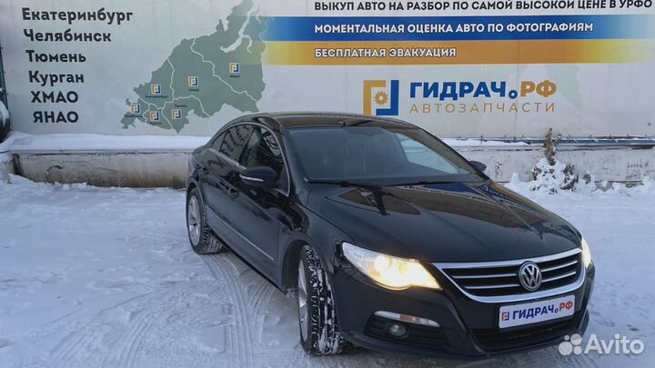 Панель приборов Volkswagen Passat CC 3С8920870