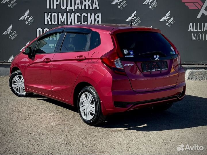 Honda Fit 1.3 CVT, 2018, 30 000 км