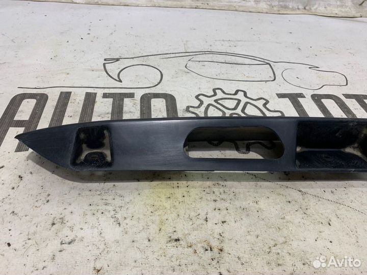 Накладка крышки багажника Hyundai Accent G4EE 2008