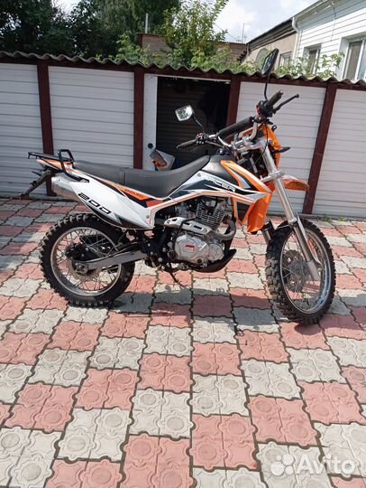 Racer enduro 200