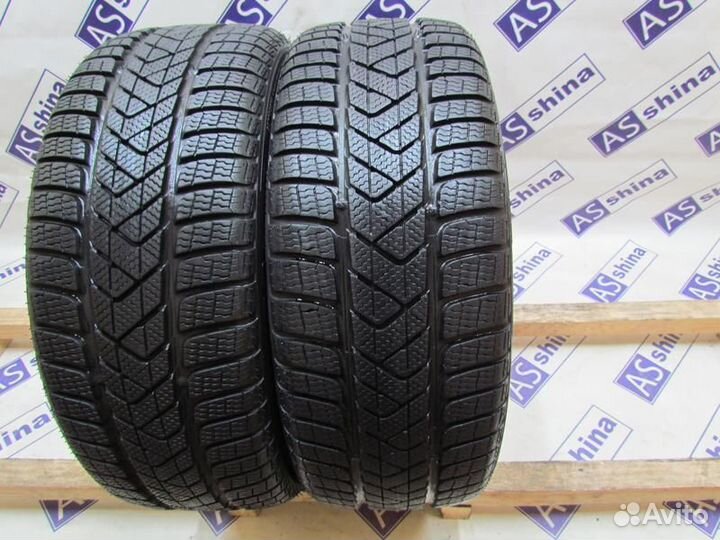 Pirelli Winter Sottozero 3 225/40 R19 99G