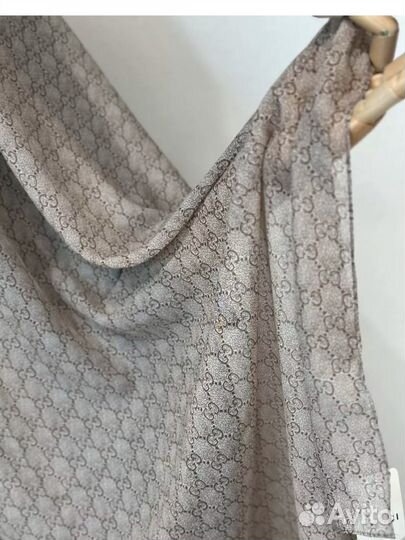 Палантин gucci