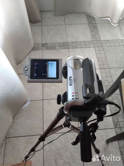 Видеокамера JVC everio GZ-MG21E