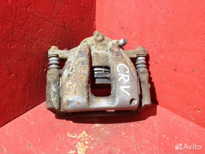 Суппорт передний левый Хонда црв 3