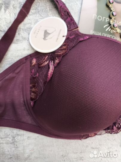 Бюстгальтер Triumph Florale 85E