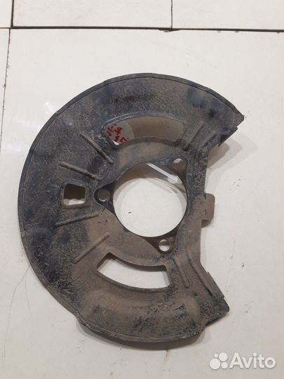 Кожух тормозного диска(задний правый)