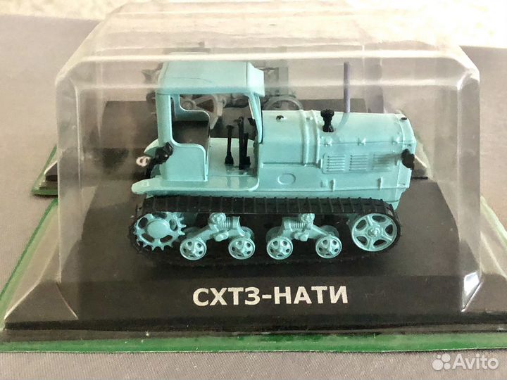 Коллекция моделей тракторы 1:43 Hachette