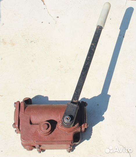 Насос ручной поршневой Р 0.8-30, 1999г