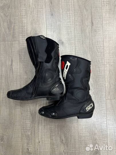 Мотоэкипировка ixon