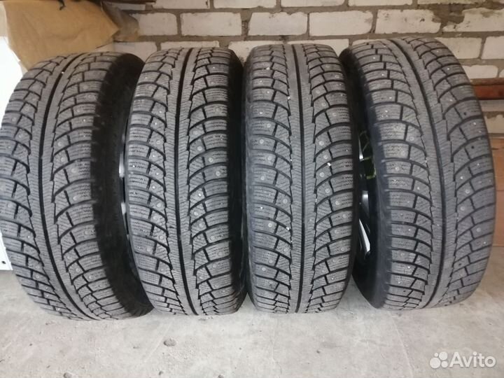 Gislaved Nord Frost 5 235/65 R17 108T