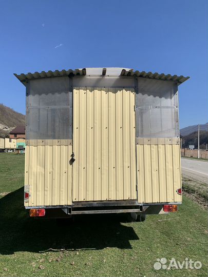 Пчелопавильон