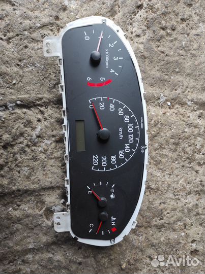 Щиток приборов Hyundai Grand Starex 2009 d4cb