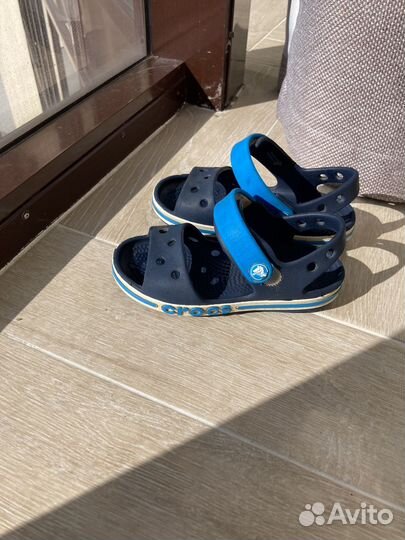 Сандалии crocs c9