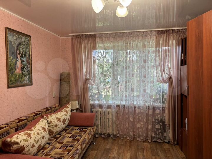 Комната 12 м² в > 9-к., 2/5 эт.