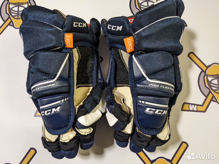 Краги ccm tacks 9080 хоккейные sr 13