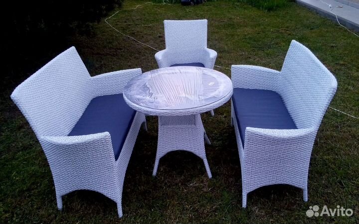 Плетеная мебель из искусственного ротанга