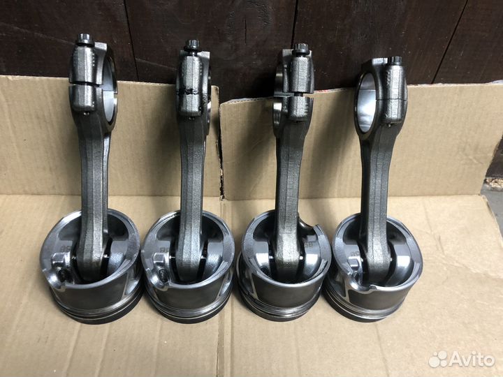 Поршень шатун Volkswagen Tiguan 08-17