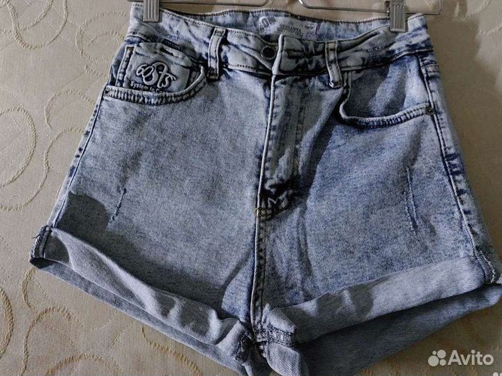 Женские джинсовые шорты