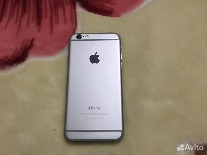 Телефон iPhone 6s