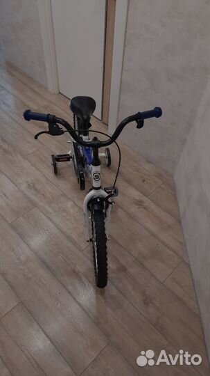 Детский велосипед четырехколесный stels