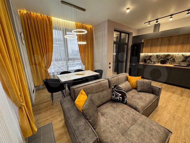 3-к. квартира, 70 м², 12/43 эт.