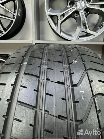 Pirelli P Zero 255/35 R19 96Y