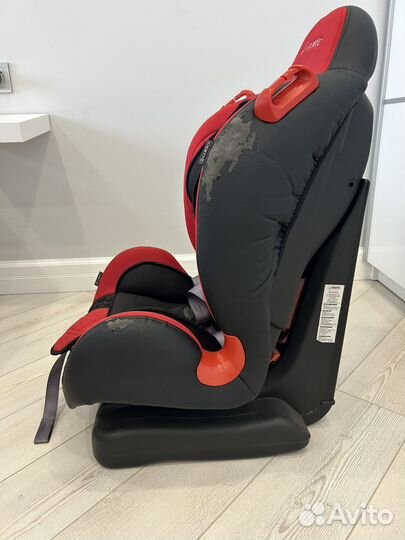 Детское автомобильное кресло