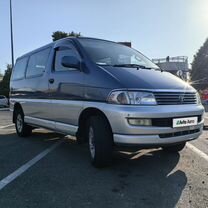 Toyota Hiace Regius 3.0 AT, 1998, 400 000 км, с пробегом, цена 1 200 000 руб.