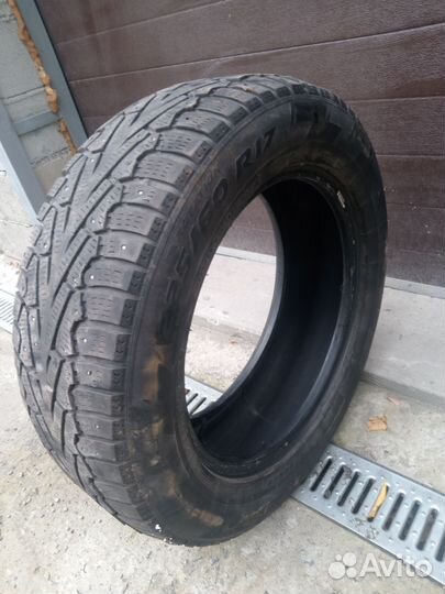 Pirelli Ice Zero 225/60 R17