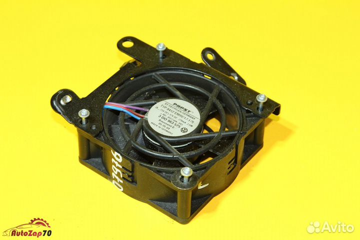 VW Phaeton Вентилятор спинки переднего правого сид