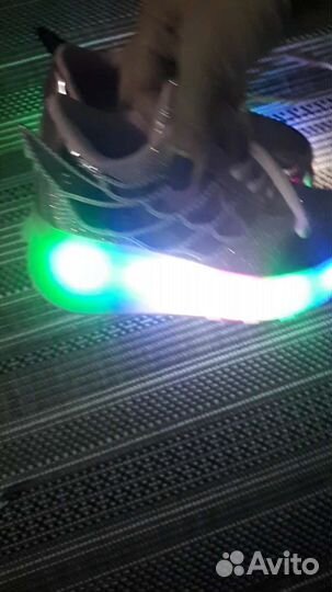 Роликовые кроссовки