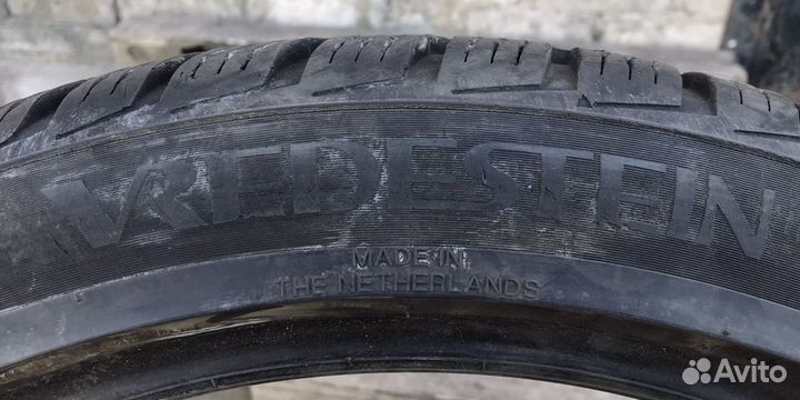 Vredestein Quatrac Pro 245/40 R20