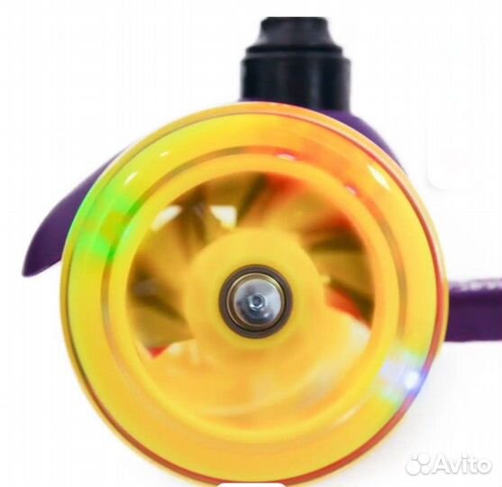 Самокат трехколесный Kreiss новый