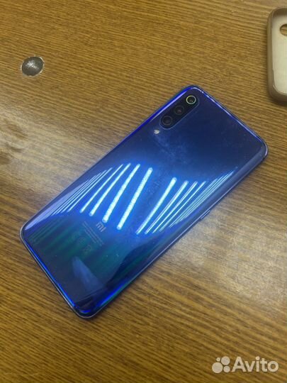 Xiaomi Mi 9, 6/128 ГБ