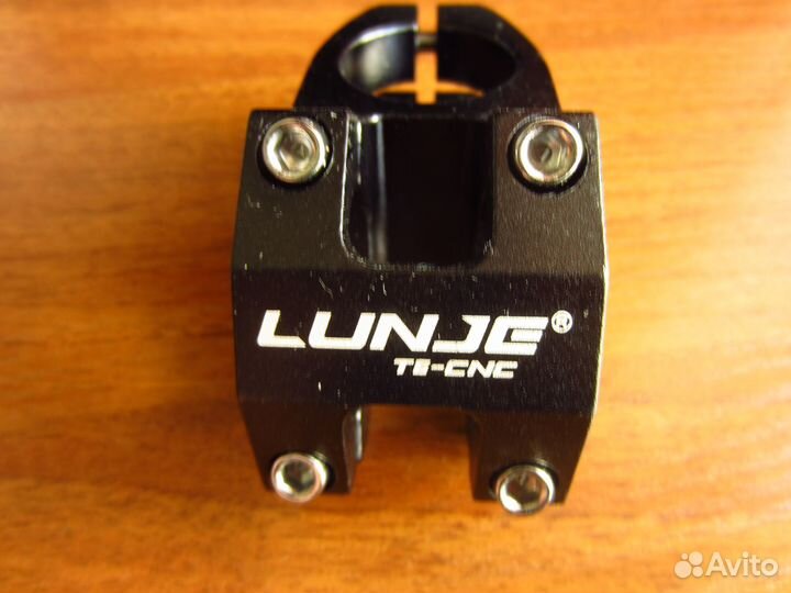 Вынос руля, длина 45мм и мягкая накладка на седло