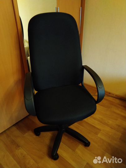 Компьютерное кресло chairman