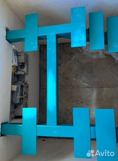 Г-образная лестница с поворотом