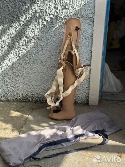 Протез бедра правой ноги (модульный титан)