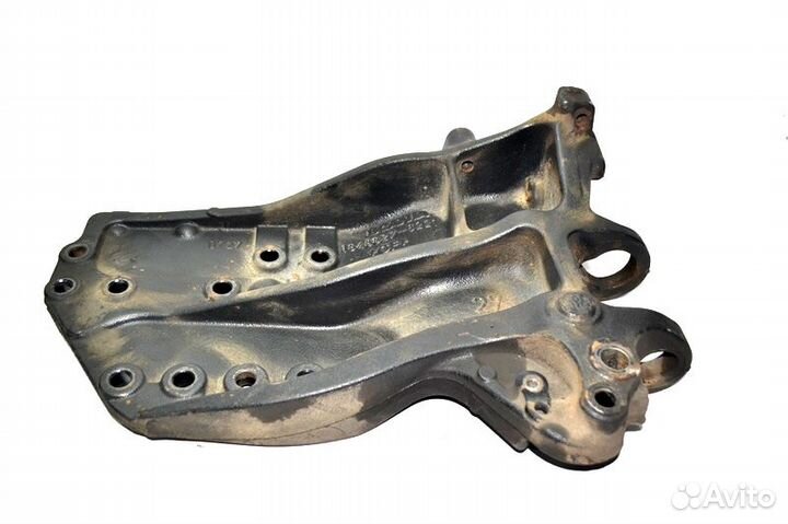 Кронштейн переднего бампера, правый scania G-serie