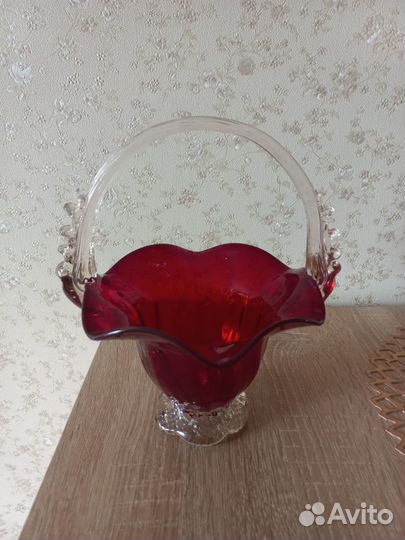 Конфетница цветное стекло