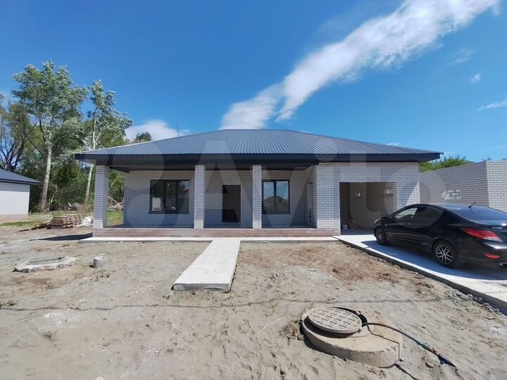 Дом 195 м² на участке 8 сот.