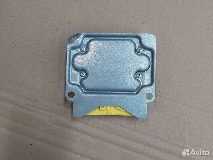 Блок управления AIR BAG SRS Skoda Rapid