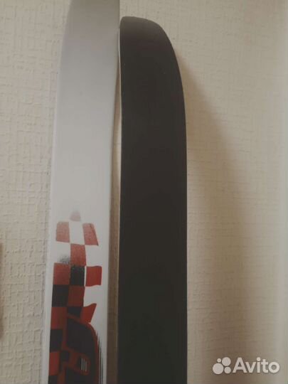 Беговые лыжи 53мм Skilom Karhu Visu Peltonen