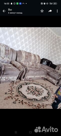 Большой угловой диван