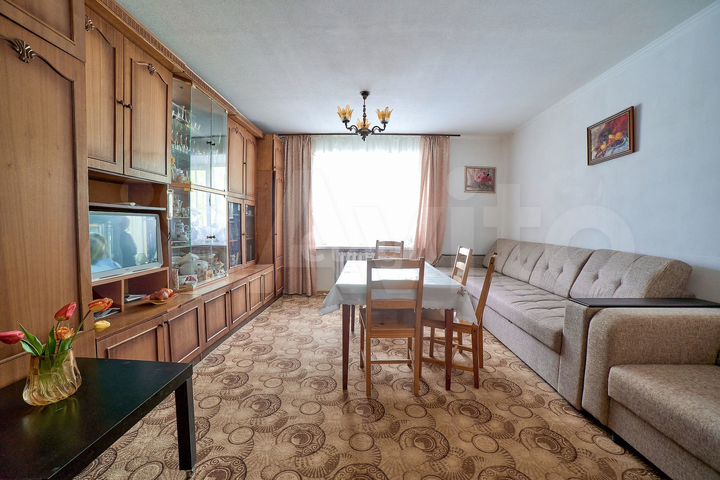 Дом 184,3 м² на участке 14 сот.