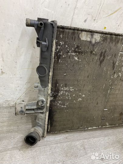 Радиатор основной Opel Astra