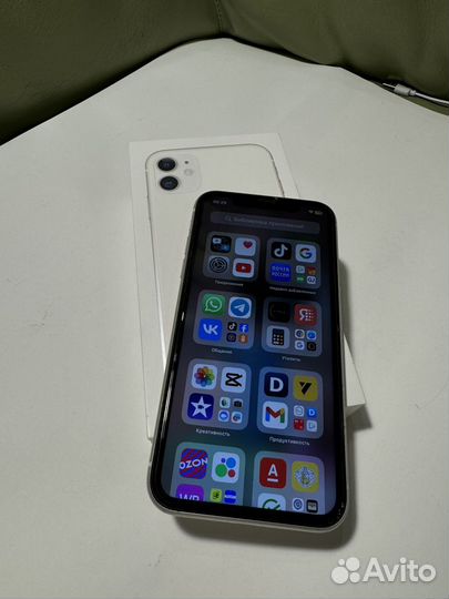 iPhone 11, 128 ГБ