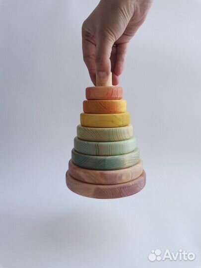 Деревянная пирамидка